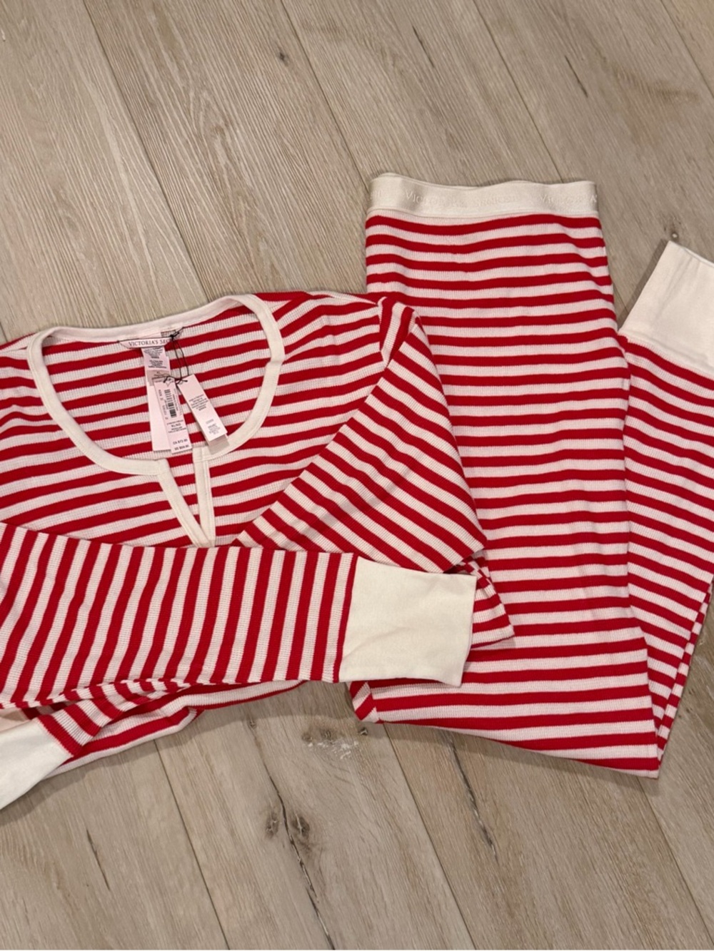 Victoria's Secret Thermal Long Pajama Set Red Peppermint Stripes, Size XL Womens